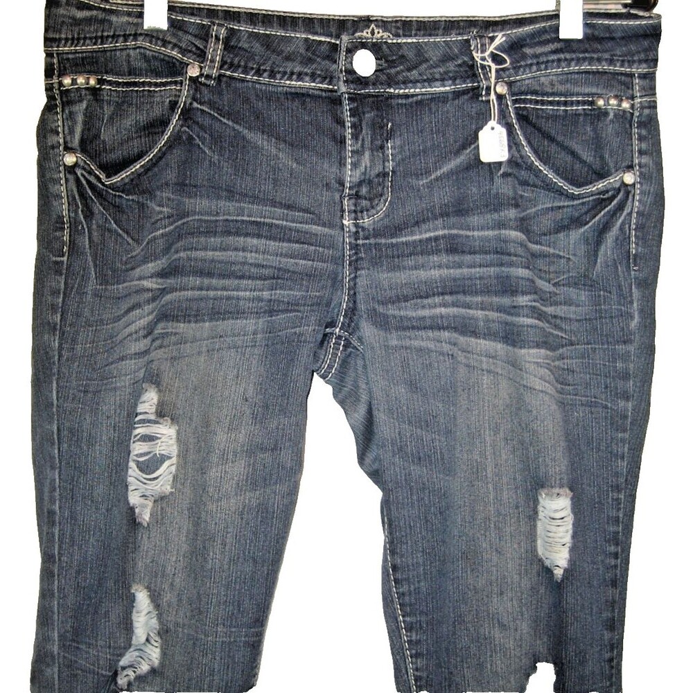 Womens Almost Famous Distressed Blue LowRise Cotton Denim Jeans sz 13 (35x30x7r)